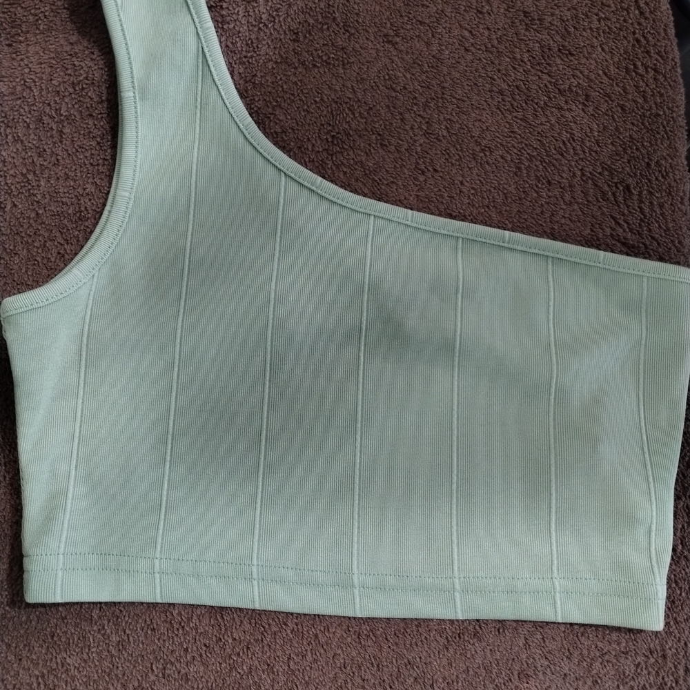 SHEIN Mint Green Asymmetrical Crop Top